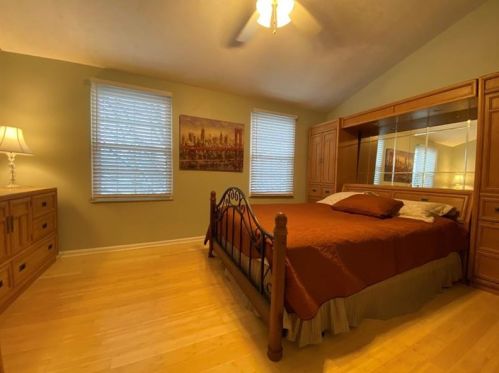 3269 Dawson St, Pittsburgh PA 15213-4536 exterior