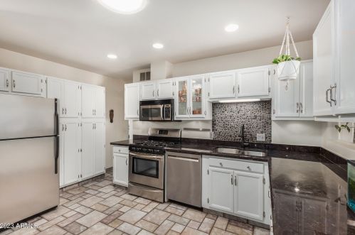 3317 13th Ave, Phoenix AZ  85013-4012 exterior