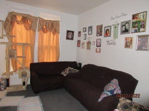 1368 Fairfield Ave, Chicago IL 60632-2210 exterior