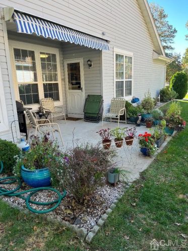 94 Sandpiper Dr, Berkeley Township NJ  08721-1965 exterior