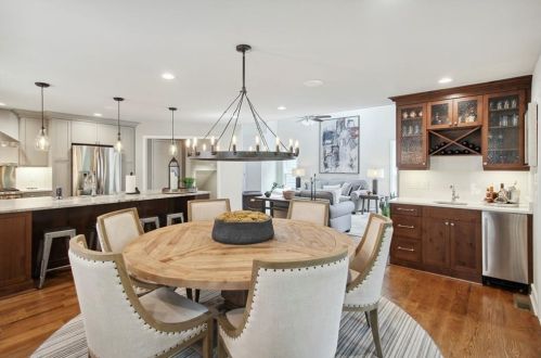 1401 Canoochee Dr, Atlanta GA exterior