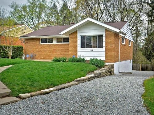104 Frazier Dr, Pittsburgh, PA 15235-5251