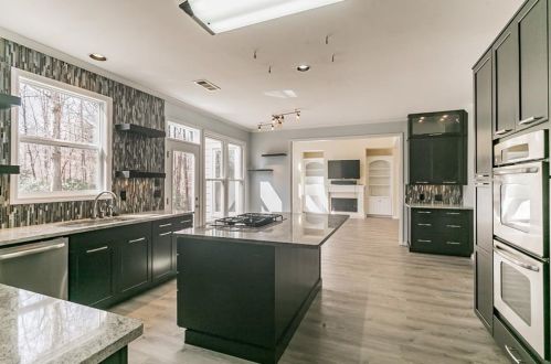 6980 Devonhall Way, Duluth GA 30097-7130 exterior