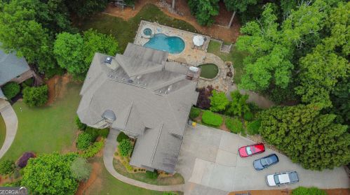 8069 Kenstone Ct, Atlanta GA 30350-4160 exterior