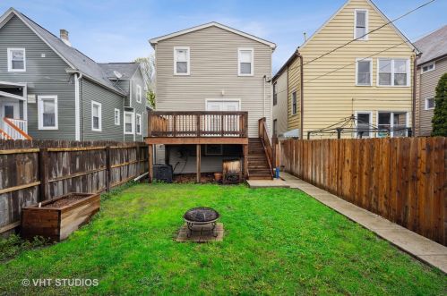 4530 Drake Ave, Chicago IL 60659-2218 exterior