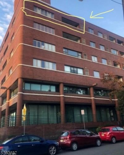 41-51 Wilson Ave, Newark NJ  07105-5410 exterior