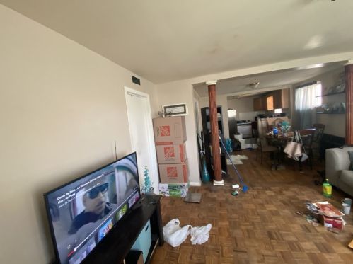 4045 Moody Ave, Chicago IL 60638-3548 exterior