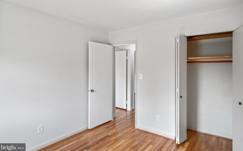 11814 Coldstream Dr, Rockville MD 20854-3620 exterior