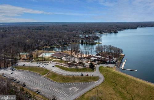 537 Monticello Cir, Locust Grove VA 22508-5151 exterior