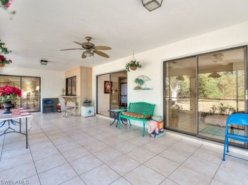 10757 Winterview Dr, Naples FL 34109-1516 exterior