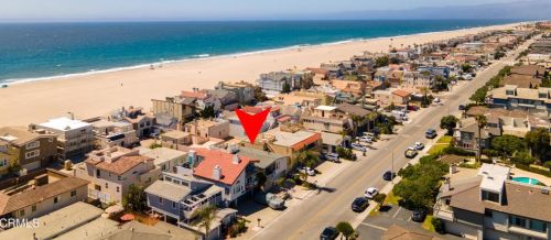 3715 Sunset Ln, Oxnard CA 93035-4133 exterior