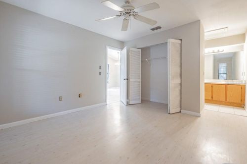 5208 Corvette Dr, Tampa FL  33624-1032 exterior