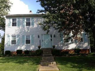 3104 Glenridge Cir, Lexington, KY 40517-4051