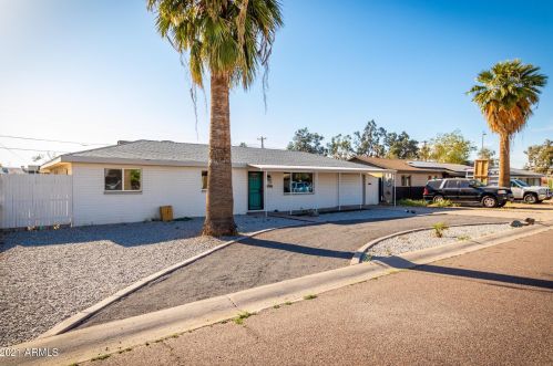 1108 27th Ln, Phoenix, AZ 85009-3947