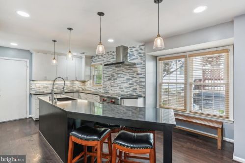 14900 Running Ridge Ln, Silver Spring, MD 20906-1954