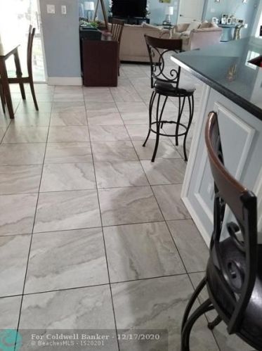 2516 Edgarce St, Fort Pierce FL exterior