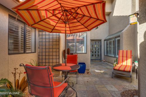 7141 Grey Fox Ln, Tucson AZ  85750-1376 exterior