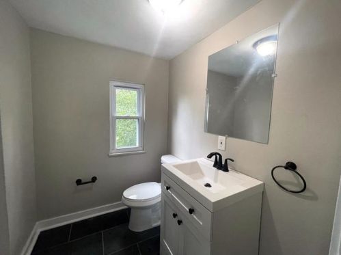 3685 Oakleaf Rd, Pittsburgh PA  15227-4415 exterior