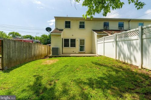 609 4th St, Lancaster, PA 17603-5121