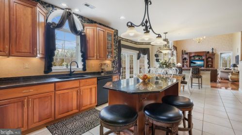 2706 Dillon Dr, Jamison PA 18929-1259 exterior