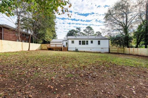 1385 Centra Villa Dr, Atlanta GA  30311-3423 exterior