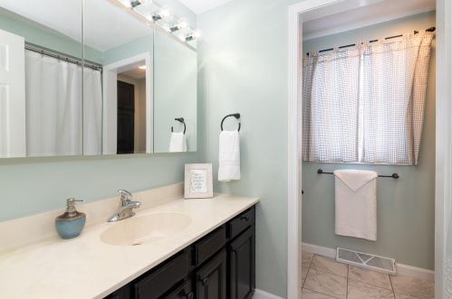 3763 2 St, Kalamazoo MI 49009-9319 exterior