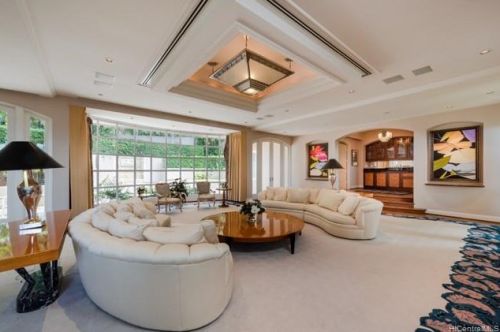 3239 Noela, Honolulu HI 96815 exterior