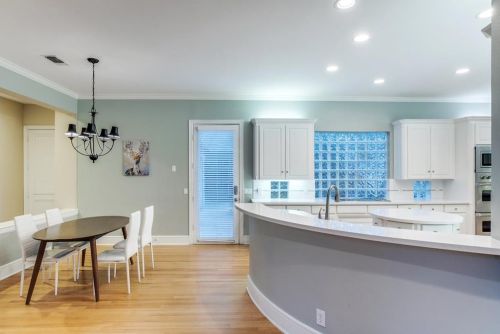 17916 Castle Bnd Dr, Dallas TX 75287-6800 exterior