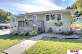 11109 Jackson St, Omaha, NE 68154-3333