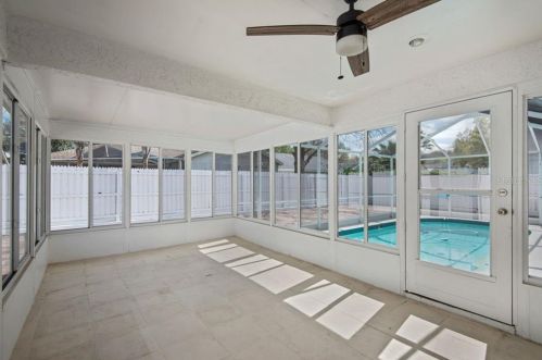 17709 Emerald Green Pl, Tampa FL 33647-2547 exterior