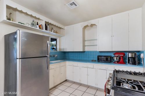 1126 Glenn St, Tucson AZ  85705-4026 exterior