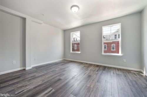 194 Passaic St, Trenton NJ  08618-4607 exterior