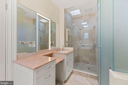 709 Capitol St, Washington DC 20003-1711 exterior