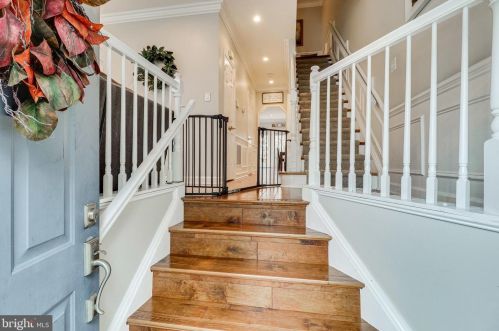 5929 Wescott Hills Way, Alexandria, VA 22315-4741