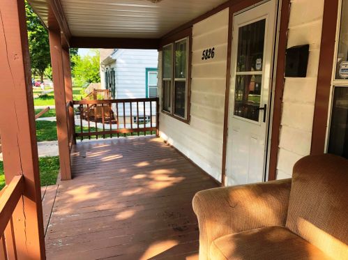 5826 41st St, Milwaukee, WI 53221-3920