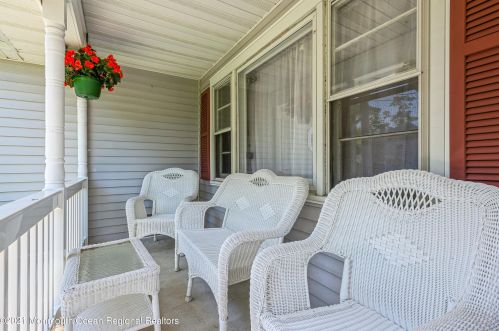 1133 Roe Ave, Point Pleasant Beach, NJ 08742-4448