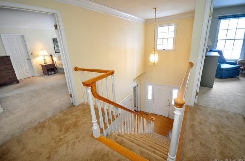 100 Pierce Blvd, Windsor CT 06095-1787 exterior