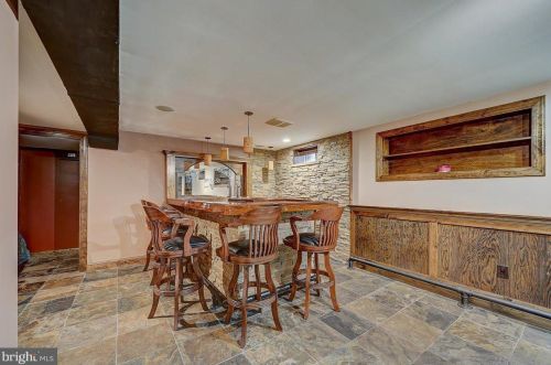 985 6th St, Philadelphia PA  19123-1405 exterior