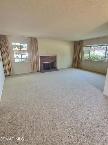 1300 Lodgewood Way, Oxnard, CA 93030-3314