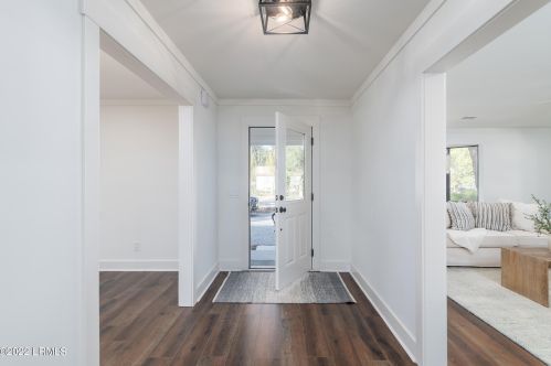 80 Shults Rd, Bluffton SC 29910-6013 exterior