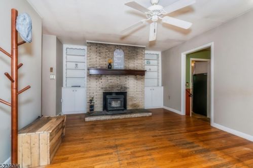 929 Plymouth Lake Dr, Fredon NJ  07860-4127 exterior