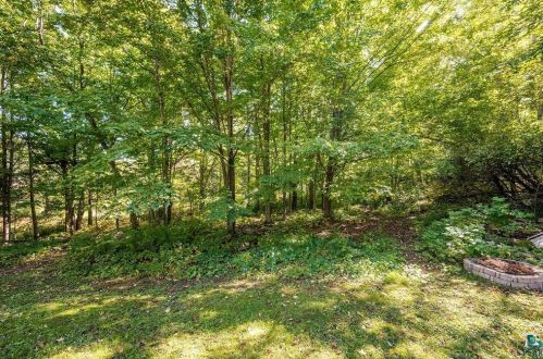 4892 Morris Thomas Rd, Duluth MN 55811-3749 exterior