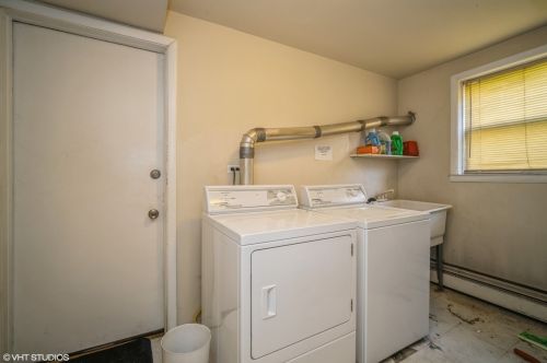 2711 72nd Ct, Chicago IL  60707-1505 exterior