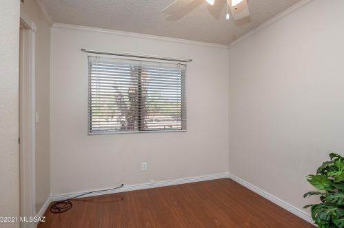 124 Pastime Rd, Tucson AZ 85705-3399 exterior