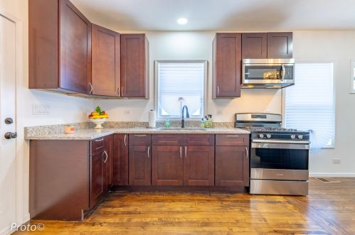 1403 2 Ave, Broadview IL 60153-2212 exterior