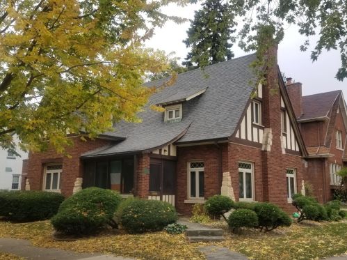 11370 Oakley Ave, Chicago, IL 60643-4139