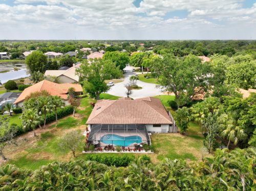 1243 Starlite Cv, Fort Pierce FL  34986-2012 exterior