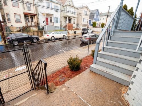 8 Barnert Pl, Paterson NJ  07522-1814 exterior