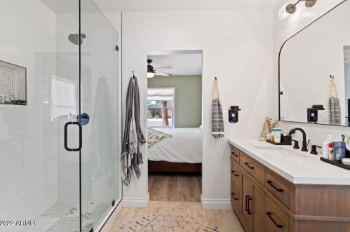 2941 16 Dr, Phoenix AZ 85015-1429 exterior