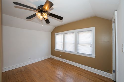 811 9 Ave, Broadview IL 60153-1918 exterior